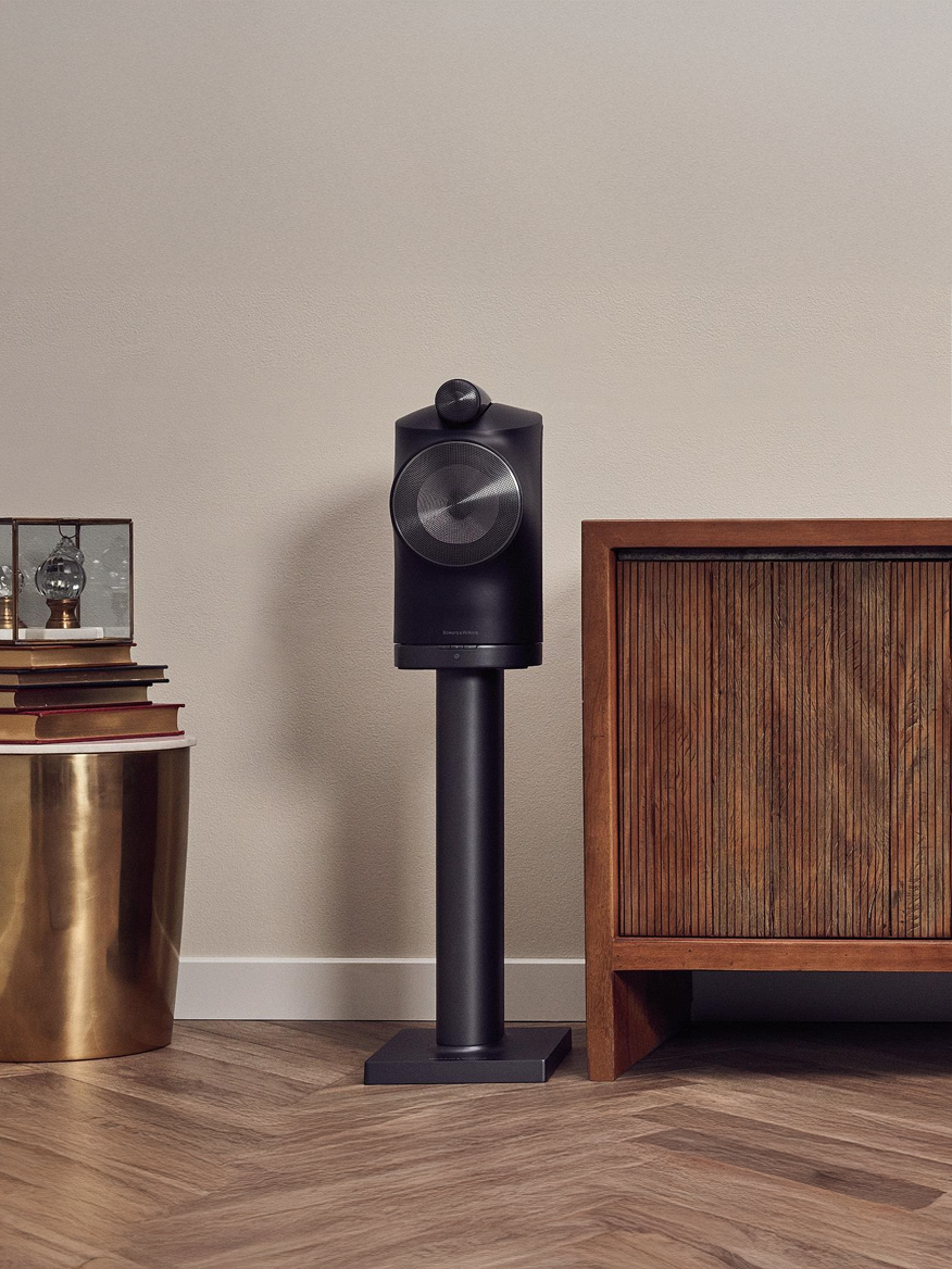 Bowers & Wilkins Formation Duo