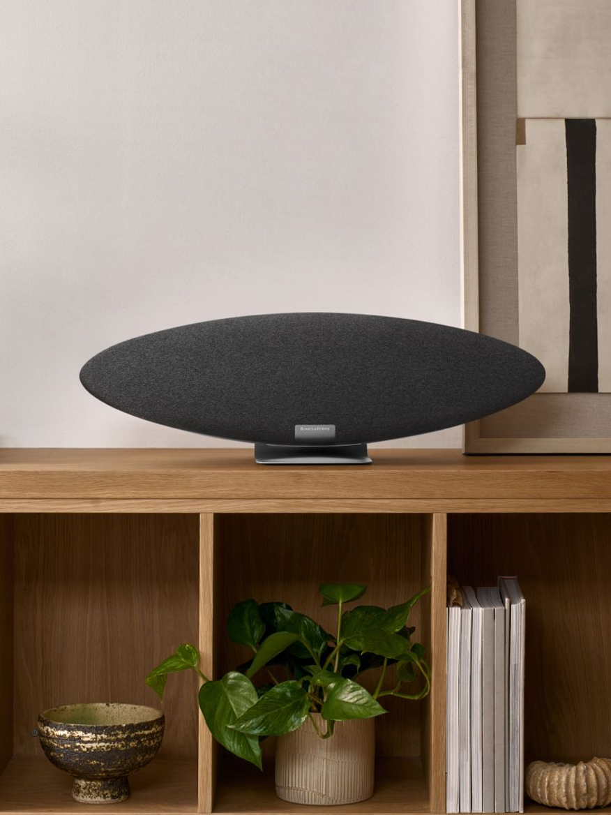 Bowers & Wilkins Zeppelin ProEdition