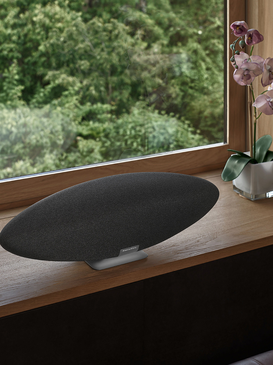 Bowers & Wilkins Zeppelin ProEdition