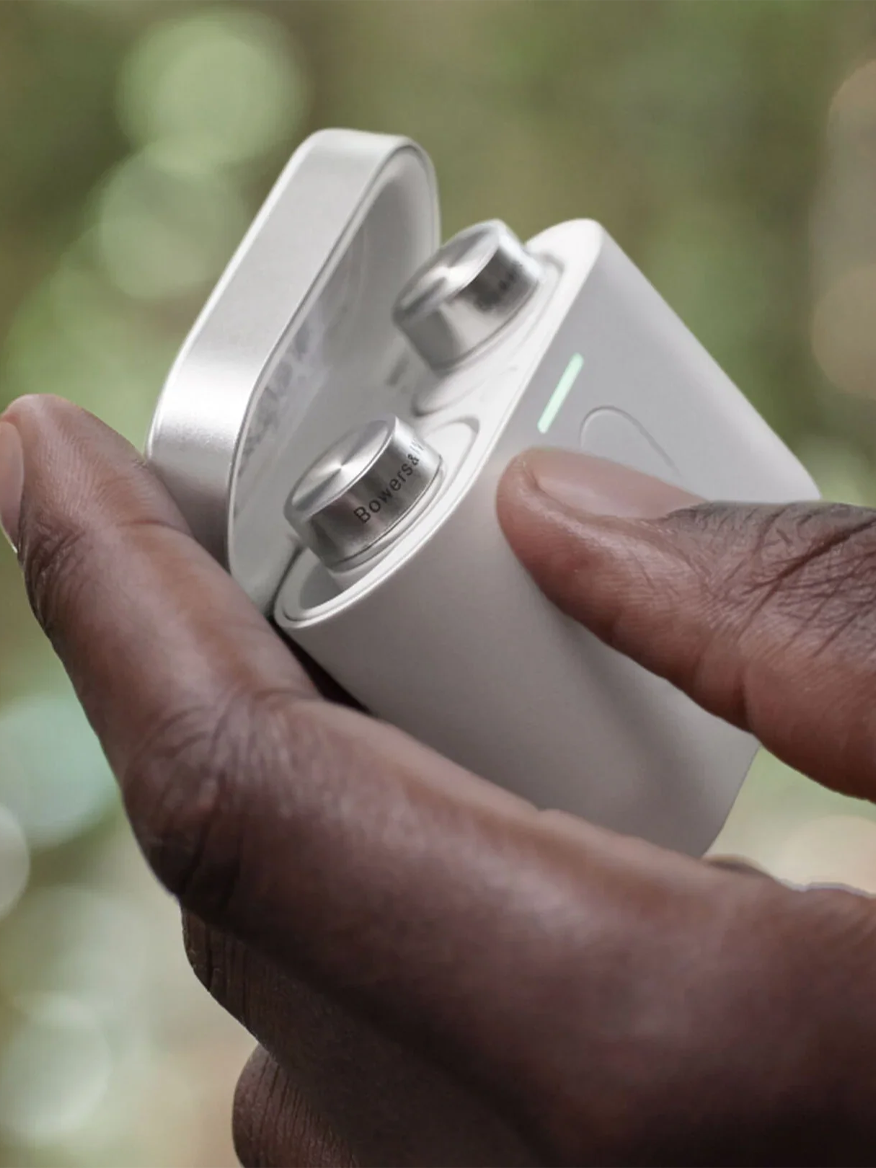 Bowers & Wilkins Pi7 S2